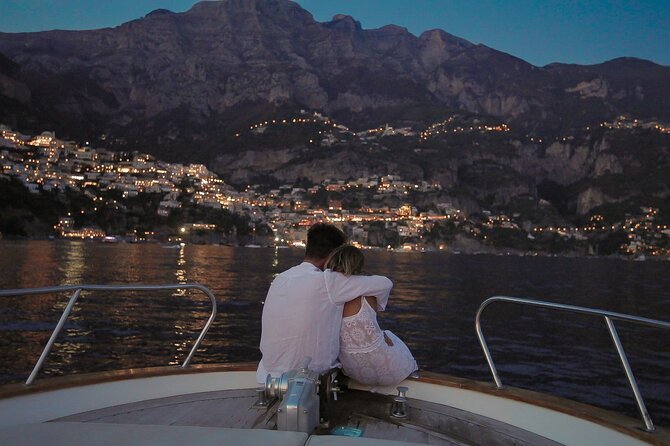 1.5-Hour Amalfi Sunset Cruise – Private Tour with Prosecco - Meeting Point Choices: Spiaggia Grande in Positano vs Praiano Beaches