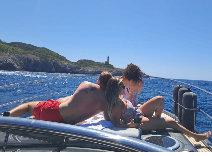 Amalfi: Capri & Amalfi Coast Private Cruise - Where you meet and how boarding usually works