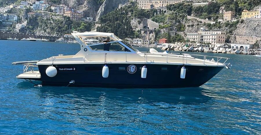 Amalfi Coast: boat tour - Positano Capri views - Arienzo Beach: the early photo-stop jolt