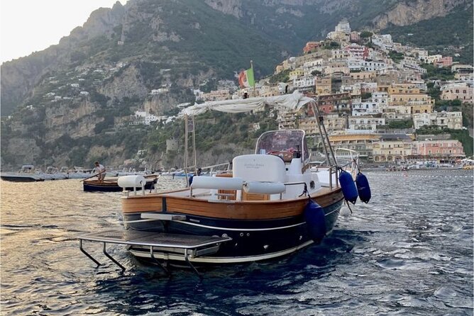 Amalfi Coast Half Day Private Boat Tour from Positano - Coast highlights from Praiano to the Lover’s Bridge