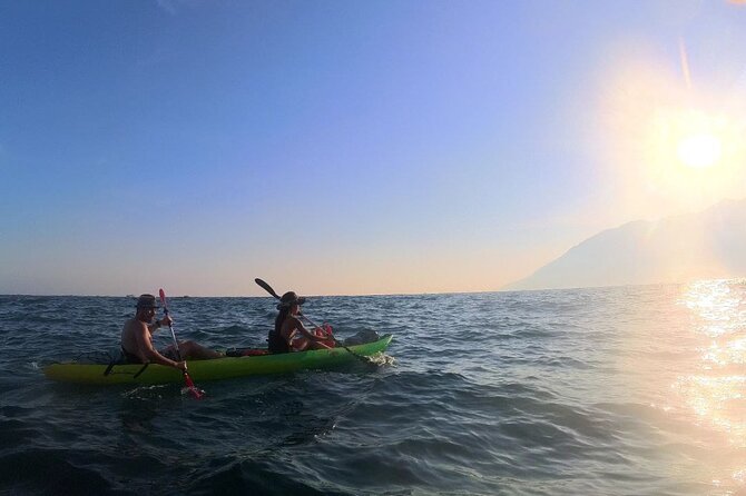 Amalfi Coast Kayak & Snorkeling Tour to the Pandora's Cave - Grotta Pandora: Entering One at a Time Under a Guide