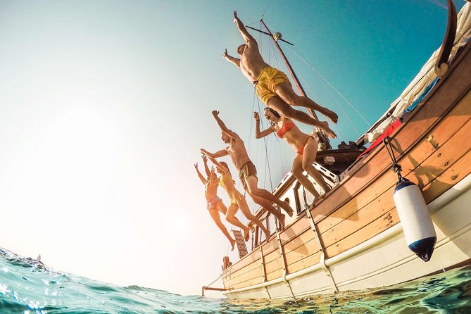 Amalfi Coast & Positano: Boat Tour with Snorkeling & Drinks - Snorkeling Gear, Sea Conditions, and How to Stay Comfortable