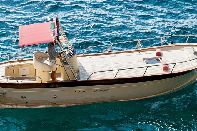 Amalfi Coast PRIVATE boat excursion from Positano - The Human Side: What Guide Quality Can Change
