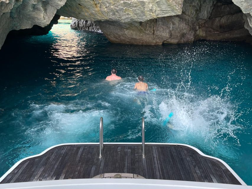 Amalfi Coast: Scenic Boat Private Tour with Aperitif - Price and Value: $756.59 for Up to 10 in a Private Group