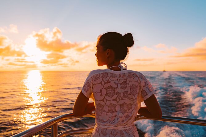 Amalfi Coast: Sunset Boat Tour with Fruit & Drinks | Small Group - Leaving Amalfi: Sea Caves, Stalactites, and the Arc of Lovers