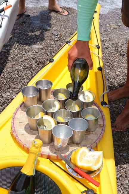 Amalfi: Kayak/Snorkel Tour to Pandora Cave with Lemon Spritz - Why Kayaking to Grotta Pandora Feels Better Than a Boat Tour