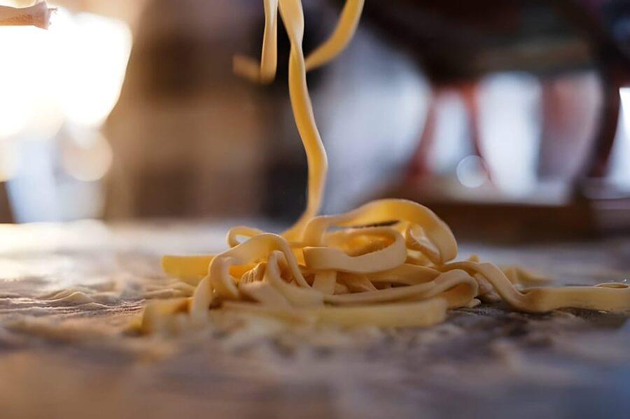 Amalfi: Learn how to make pasta, mozzarella and tiramisù! - What you’ll make: tiramisù, mozzarella, and fresh noodles (from scratch)