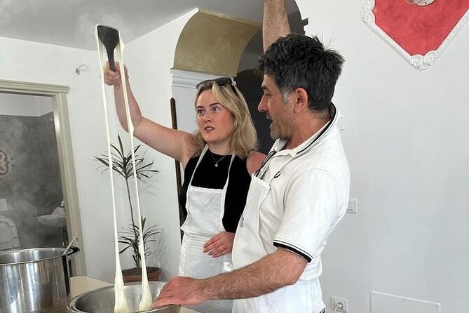 Amalfi: lezione di cucina su pasta, mozzarella e tiramisù - Arriving at the Pianillo Casale Above Agerola