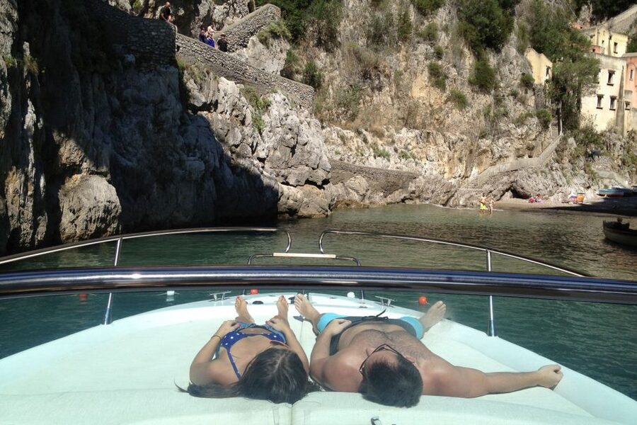 Amalfi: Private Full-Day Boat Excursion on the Amalfi Coast - Boat types, captain skills, and the small touches that matter