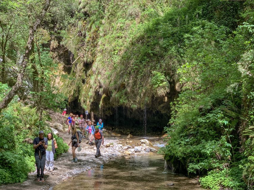 Amalfi: Private Valley of the Mills Nature Reserve Tour - Guides matter: what to expect from Enzo and Giovanni