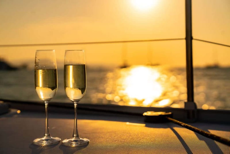 Amalfi: Sunset Boat Tour with Fruit and Drinks - Arc of Lovers: The Natural Rock Arch With a Romance Story