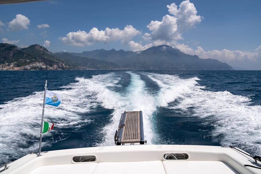 Boat tour Amalfi Coast - Capri - Positano - Sunset - Capri’s Faraglioni and what the cruise past means