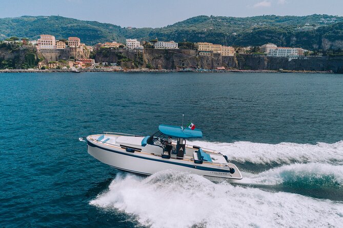 Capri Private Luxury Boat Tour from Sorrento, Positano, or Amalfi - Key things that make this Capri boat tour worth it