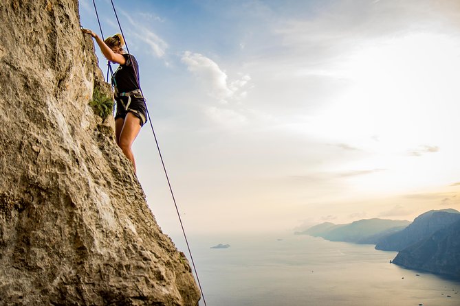 Climbing Experience - The path of the Gods - Climbing Lesson Style: Coaches, Route Help, and Learning at Your Pace