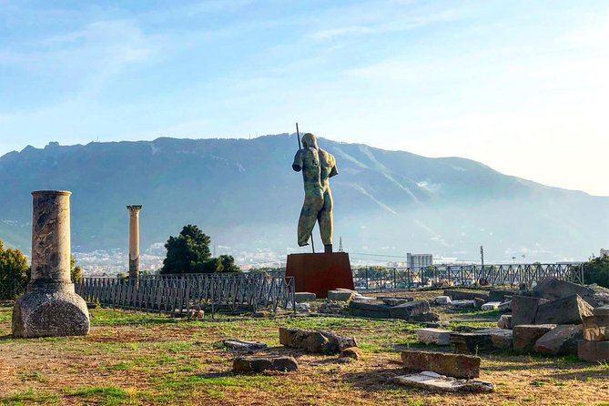 Enjoy Pompeii & Mt. Vesuvius: Semi-Private Tour from Positano - Hotel Pickup to Pompeii: How the Day Stays Organized