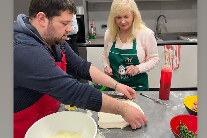 Food gastronomic tour - Pizza School: Make Your Own Pizza and Eat It Right Away