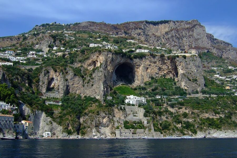 From Amalfi: Amalfi Coast 6-Hour Private Grottoes Boat Trip - Why a private Amalfi Coast boat beats the big-day tours