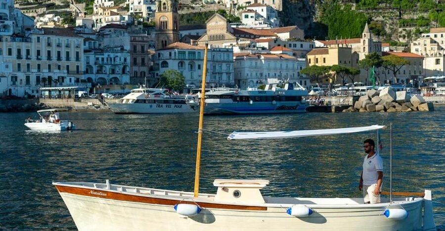 From Amalfi: Amalfi - Positano - Coast boat tour - From Amalfi at 10am: how your day on the water runs
