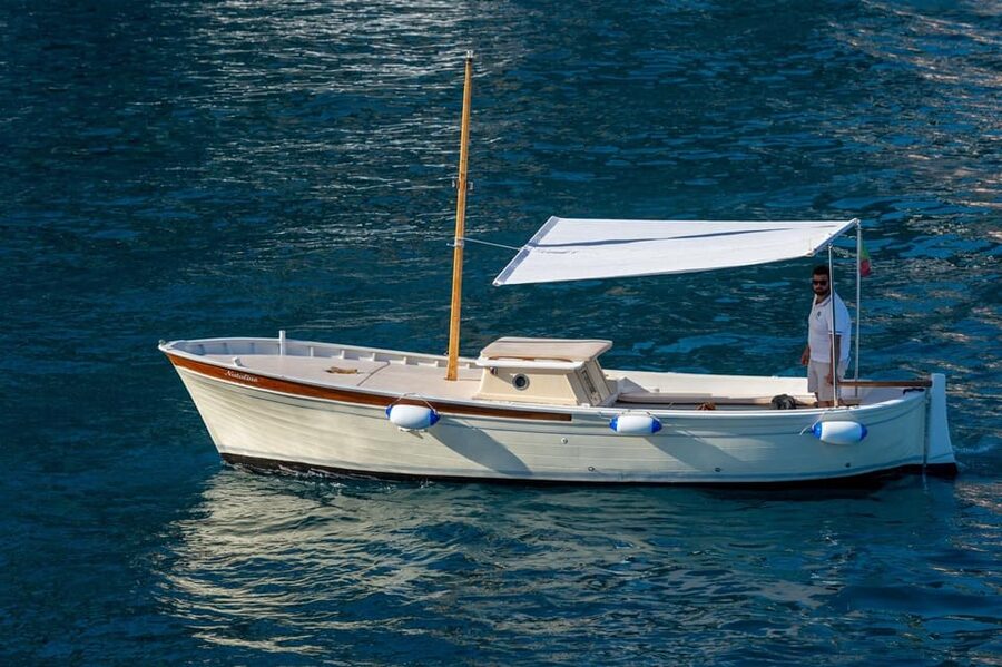 From Amalfi: Amalfi - Positano - Coast boat tour - Atrani, Minori, Maiori, and the Pandora cave plus Cavallo Morto beach