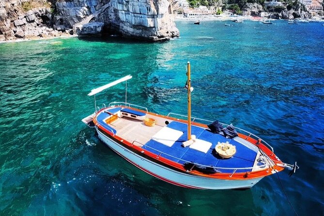 Full Day Private Boat Tour Along the Amalfi Coast - Leaving Positano the right way: a private day on the water