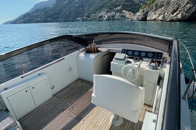 Full Day Private Boat Tour of the Amalfi Coast - Positano: 1 Hour 20 Minutes of Sea Views, Baths, and Colorful-House Photos