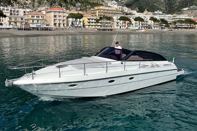Full Day Private Boat Tour of the Amalfi Coast - 10:00 am Start, Several Town Views, and a Full Day Pace