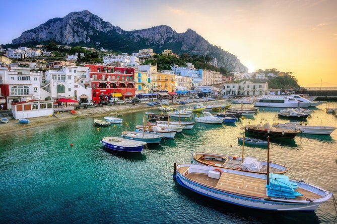 Full Day Private Boat Tour to Capri from Positano - The boat itself: what “modern and spacious” means in real use