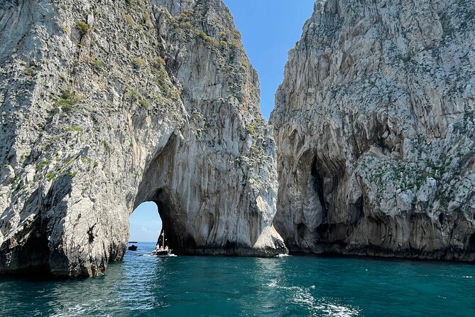 Full day private boat tour to the Island of Capri - Nerano lunch and Spiaggia di Tordigliano: two kinds of calm