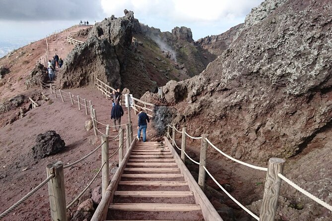 Guided Tour Pompeii And Vesuvius from Positano Skip the Line - Price and value: is $299 a fair deal?