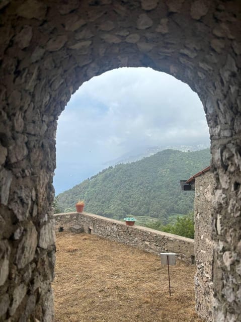 Maiori: Hiking Tour to A Lemon Farm with Lemon Tastings - Who this hike suits (and who should think twice)