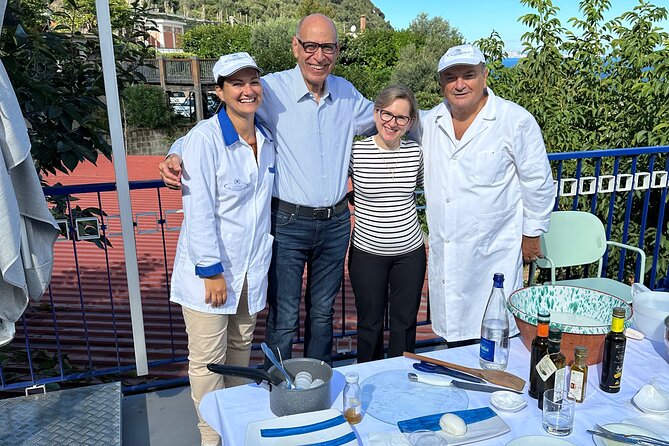 Mozzarella class & more in Sorrento - The garden walk and lemon orchards: why the stroll adds value