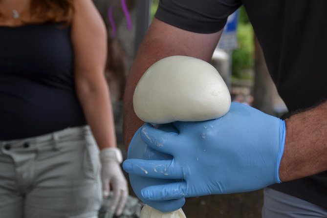 Mozzarella Class or Pizza Class - Timing and pacing: 7 to 9 hours that move, but don’t feel rushed