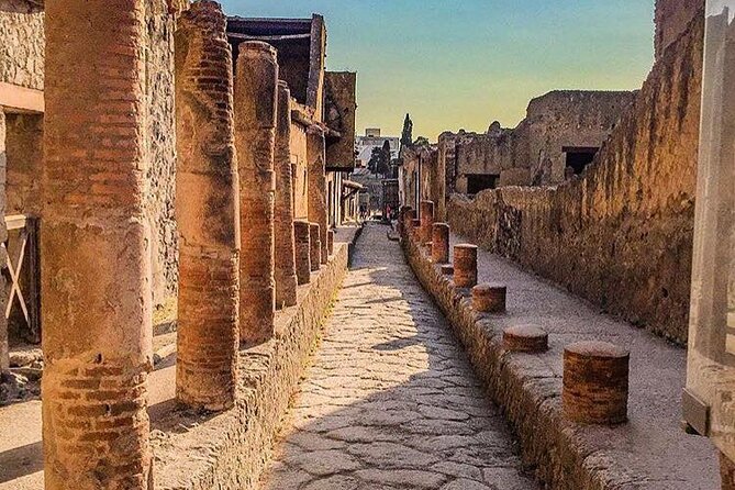 One day excursion to Pompeii and Vesuvius from Positano - Pompeii and Vesuvius From Positano: how this 7–8 hour day works