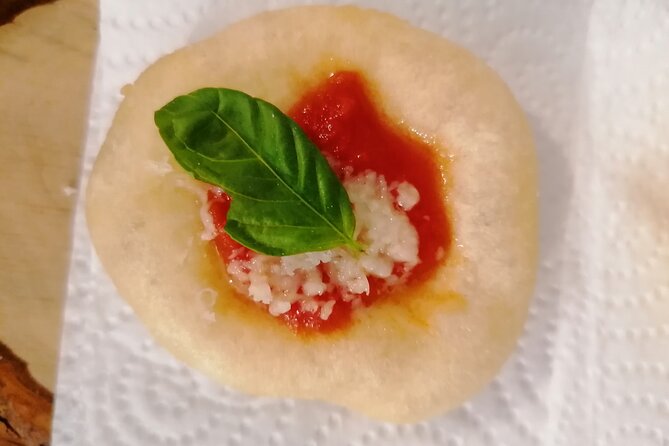 Pizza e Tiramisù class with local mum in Positano - Price and value: is $178.71 worth it?