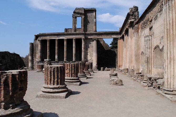 Pompeii Tour with Lunch and Wine Tasting from Positano - Who this tour suits best (and who should skip it)
