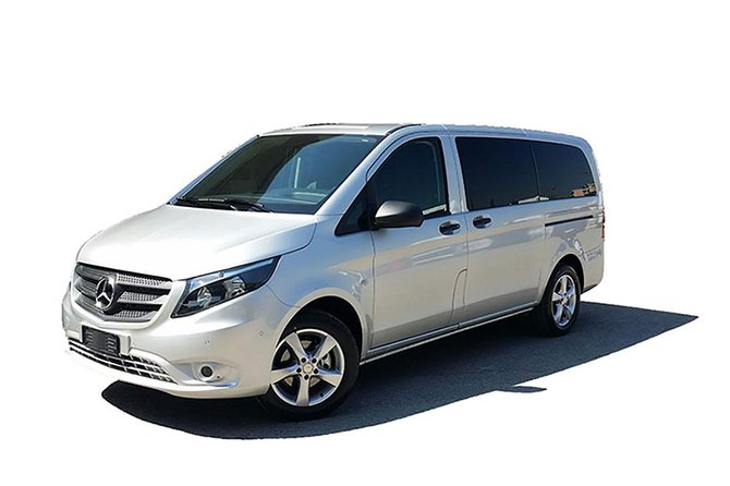 Positano or Ravello to Naples airport/station private departure transfer - 24/7 service: why late departures work better with a private car