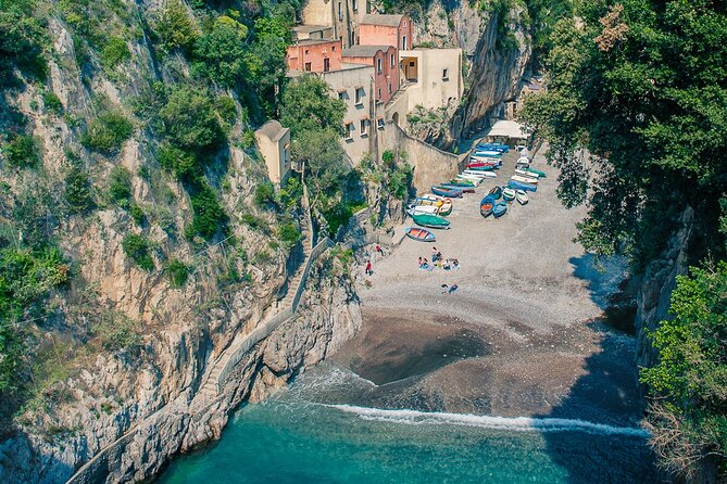 Private Boat Tour: 90 minutes in Amalfi Coast with snacks and drinks - Why this Positano-to-Amalfi boat ride is good value