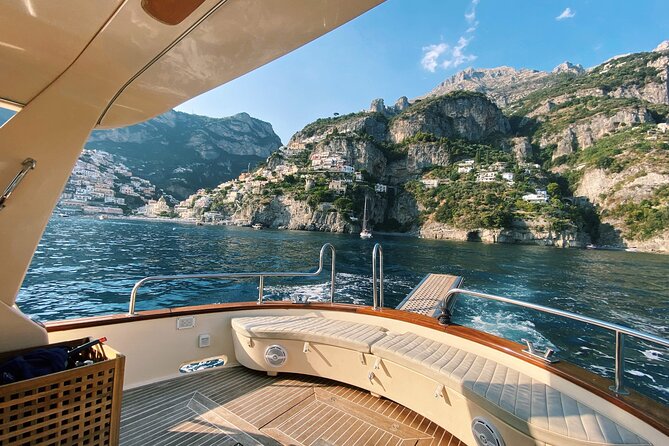 Private boat tour along Amalfi Coast - On-board setup: what you’ll notice once you’re underway