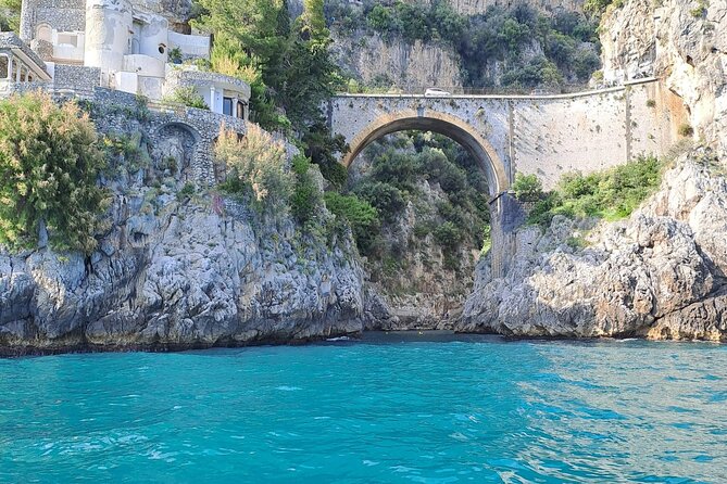 Private Boat Tour Along the Amalfi Coast - Minori and Maiori Plus Pandora Cave: The Finishing Stretch