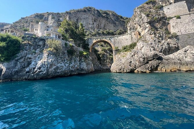 Private Boat Tour Costiera Amalfitana e Capri Esposito 28 Luxury - Stop-by-Stop Breakdown: What Each Place Is Like (and What to Expect)