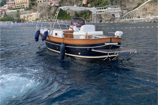 Private Boat Tour from Positano to the Amalfi Coast with Drinks - Amalfi town on your terms: duomo time plus real shop wandering