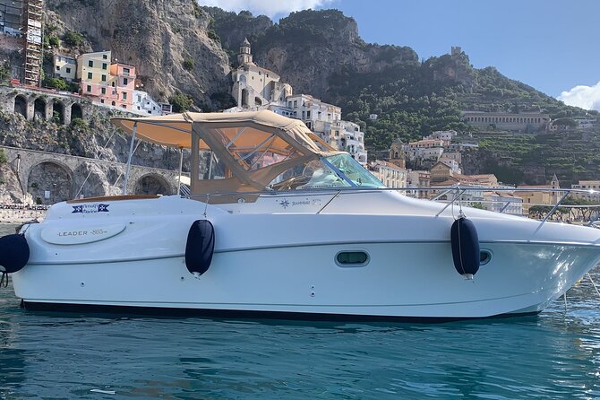 Private Boat Tour of Amalfi Coast and Capri by Jeanneau Leader - The crew and the calm: why a good skipper changes everything