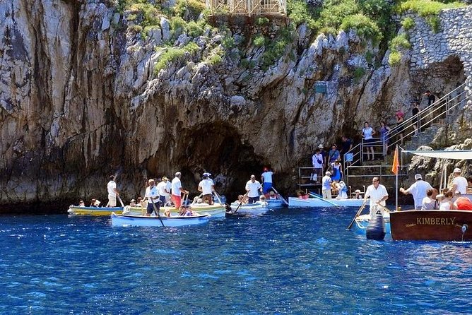 PRIVATE CAPRI ISLAND & BLUE GROTTO Full Day boat tour. - White Grotta, Natural Arch, and the fast photo moments