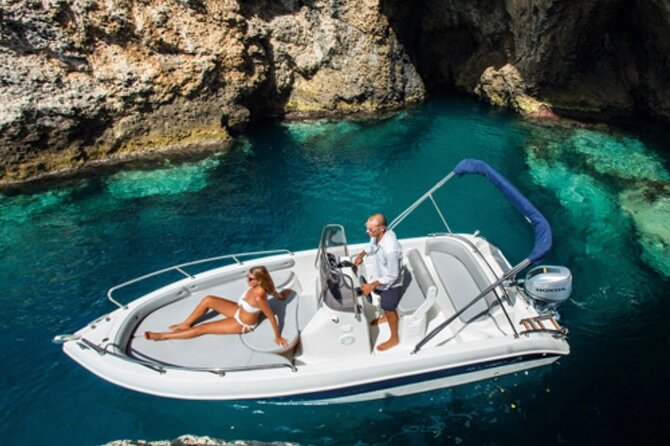Private Day Boat Trip to Capri and Blue Grotto from Positano - Getting on board at P.za Amerigo Vespucci