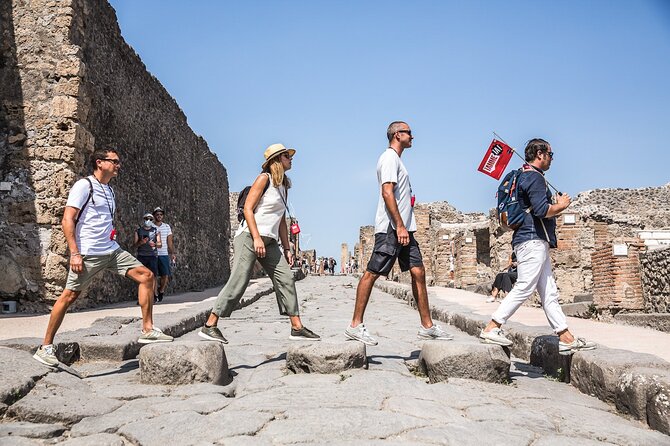 Private Skip-the-Line Pompeii & Mt. Vesuvius Tour from Positano - Baths, the Lupanar, and the House of the Faun: Pompeii’s daily life in 10–minute chunks