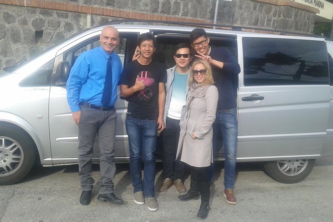 Private transfer from Amalfi to Naples - Pickup in Amalfi: how meeting the driver actually works