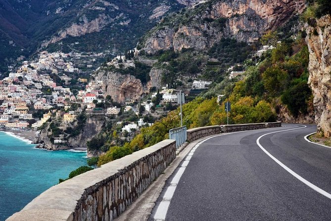 Private Transfer From Positano Hotels to Naples - What luggage rules mean for your packing