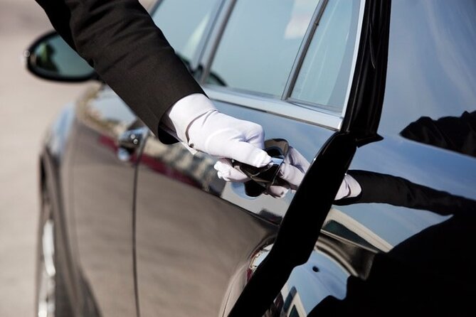 Private transfer Praiano to Naples - A/C Sedan or Minivan With an English or Spanish Chauffeur