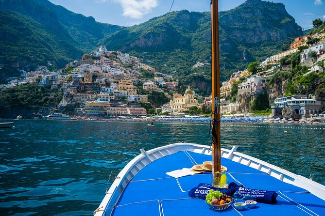 Simply Amalfi Coast Private Boat Tour con Giovanni - Conca dei Marini and Capo di Conca: towers, beaches, and a coastline pass
