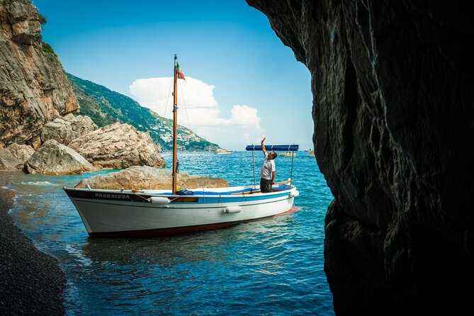 Simply Amalfi Coast Private Boat Tour con Giovanni - The return run to Positano: coves and those sunset colors